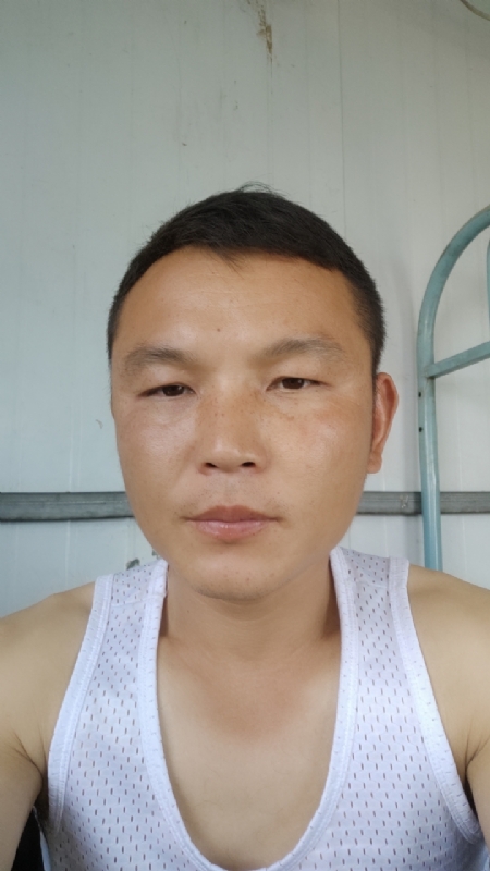 善良的人的第一张照片--宿迁残疾人相亲网